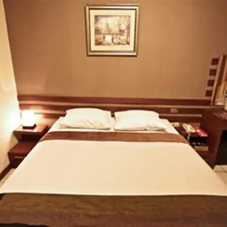 N Hotel-3